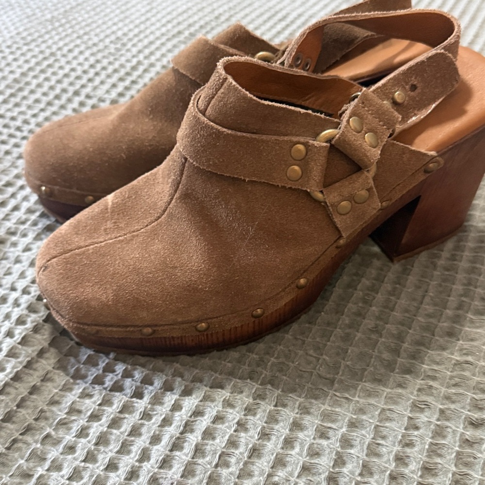 Korks Tammy Clog Sz 7